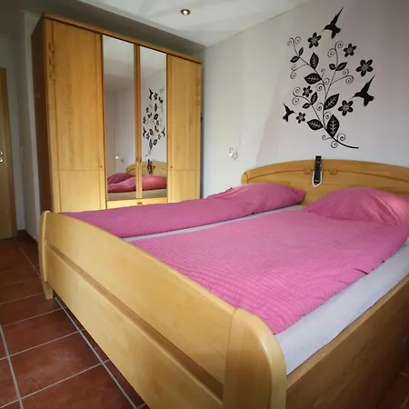 Apartment Komfort Fewo74-1